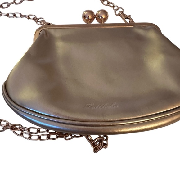 Ted Baker gold evening bag with long chain and kiss lock closure - Picture 3 of 9